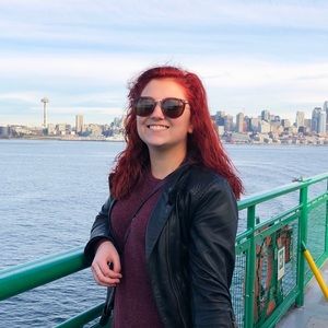 Meet your Posher, Emily